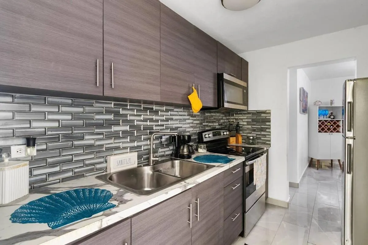 Διαμέρισμα Family Home 4 Bedroom Near To The Airport Pool Carolina