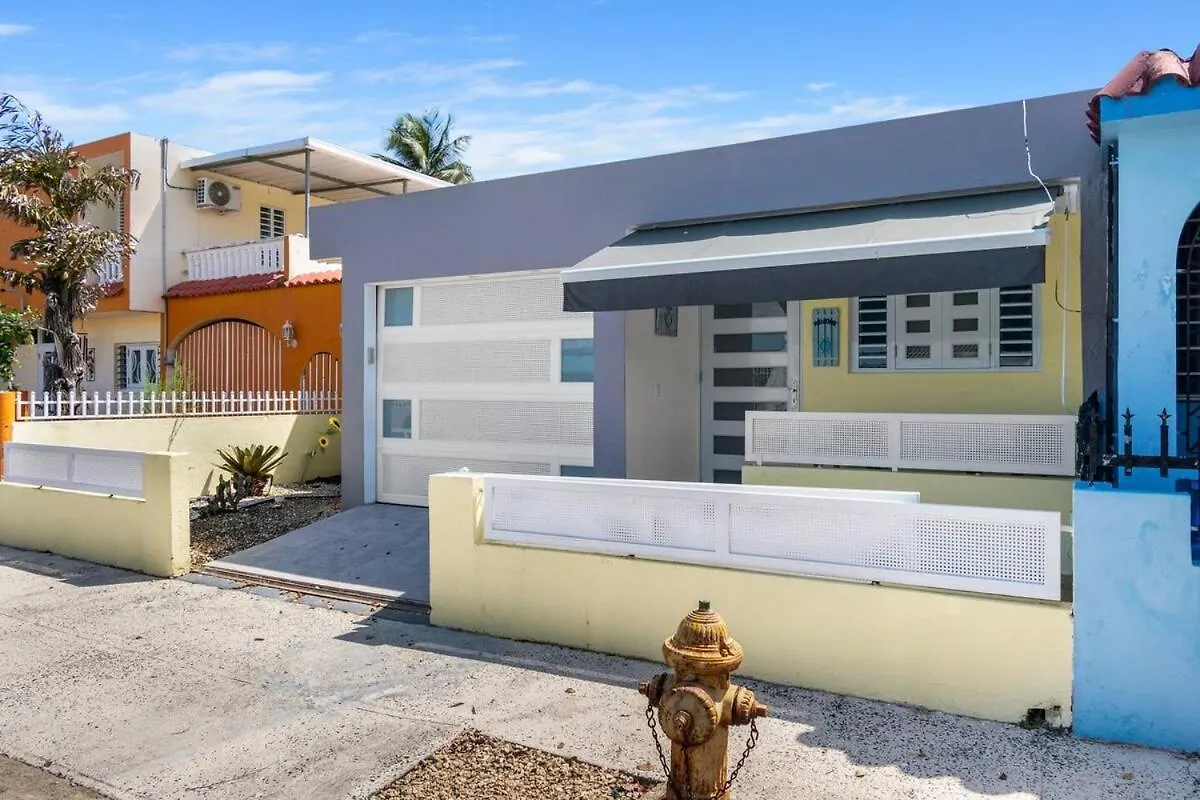 Family Home 4 Bedroom Near To The Airport Pool Carolina